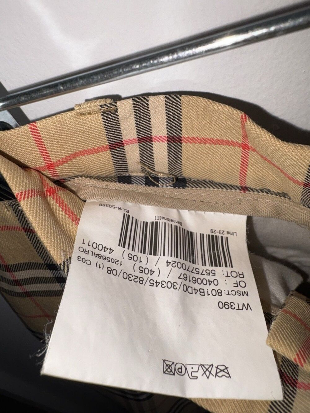 Burberry Women's Plaid Check Golf Pants - Size 4 - Picture 6 of 7